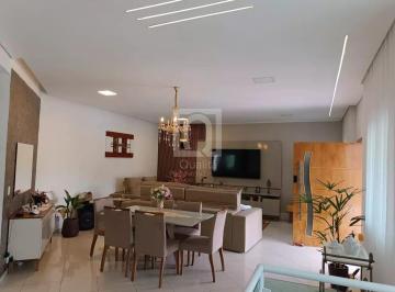Foto 01 · Casa à venda no Condomínio Tarumã, Santana de Parnaíba | 4 Quartos, Piscina e Área Gourmet