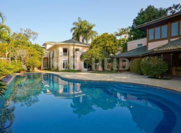 Casa · 850m² · 5 Quartos · 8 Vagas · Sobrado localizada no Alto da Boa Vista