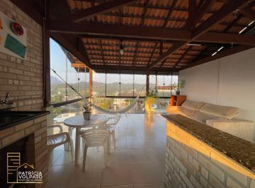 Casa · 120m² · 3 Quartos · 4 Vagas · Casa Duplex com deck para piscina