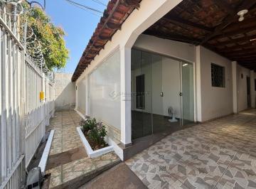 12379_iX8Xs5C7796_1237966d5c2a1f3db1.jpg · Casa à venda - em Santa Cruz II