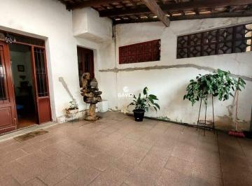 Casa · 144m² · 3 Quartos · 1 Vaga · Casa à venda no Macuco em Santos.