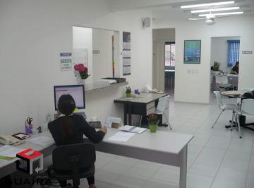 Comercial · 600m² · 4 Vagas · Prédio Comercial em Chácara Inglesa com 600m²