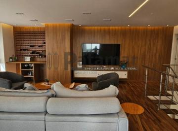 Apartamento · 180m² · 3 Quartos · 3 Vagas · Cobertura Luxuosa com 3 Suítes e 3 Vagas - Localização Privilegiada!