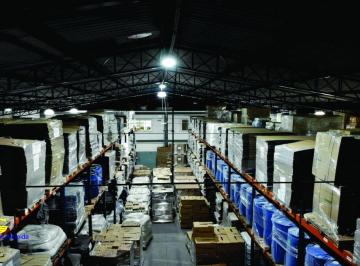 Comercial , Barueri · VENDO E ALUGO GALPÃO EM BARUERI