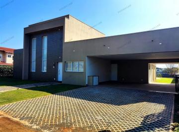 Garagem Coberta para 3 Veículos · Oportunidade no Condomínio Jatobá, Cesário Lange/SP