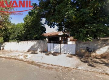 Foto 01 · Terreno bem localizado para investimento no Planalto!