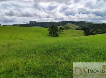 Foto 01 · Fazenda, Centro, Itapetininga, SP