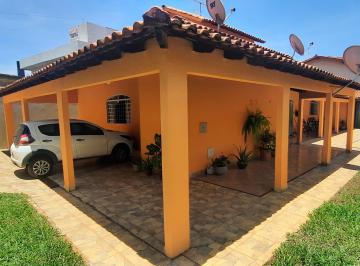 Casa de 3 quartos, Vicente Pires · CASA COM 311,79m²: 3 SUÍTES VARANDA ESP.GOURMET PISCINA LT.439m² ESCRIT. QUITADO REGULAR AC FINANCIA