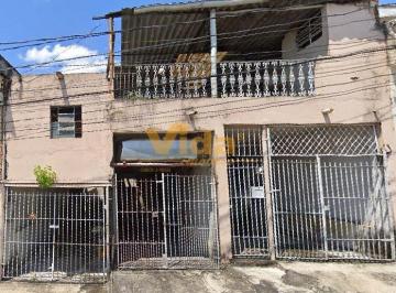 Casa · 261m² · 6 Quartos · 3 Vagas · Casa em Bela Vista - Osasco, SP