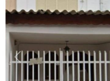 215_6318_1725388795683.jpg ·
Sobrado - 2 dorm - Vila Resende
