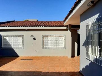 Casa · 300m² · 3 Quartos · 3 Vagas · Casa com 3 quartos à venda, bairro Brasil - Uberlândia/MG