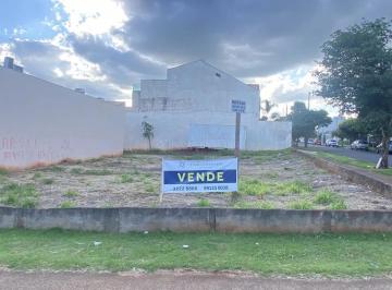 Terreno · 400m² · Construa seu negócio aqui!