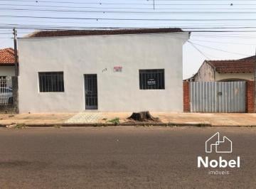 Foto 01 · Salão comercial à venda em Cianorte-PR: 56m² no coração da Zona 01!