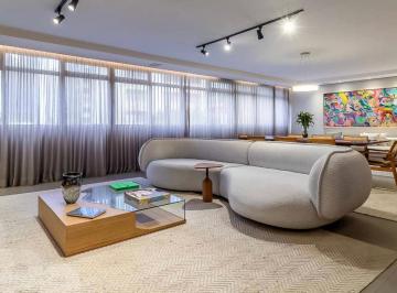 Apartamento de 4 quartos, São Paulo · APARTAMENTO REFORMADO COM 240 M NO ITAIM