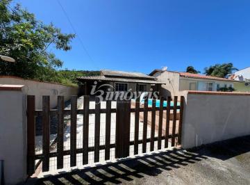 Casa · 120m² · 3 Quartos · 1 Vaga · Casa à venda 3 quartos, 2 banheiros, área de festa com churrasqueira, e piscina. Morrinhos, Bombinha