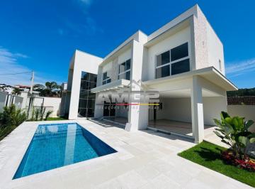 Casa · 206m² · 3 Quartos · 2 Vagas · Casa Alto Padrão em Brusque SC