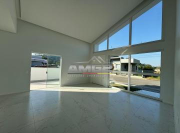 Casa · 123m² · 3 Quartos · 2 Vagas · Oportunidade! Casa com 3 dormitórios sendo 1 suíte em Guabiruba