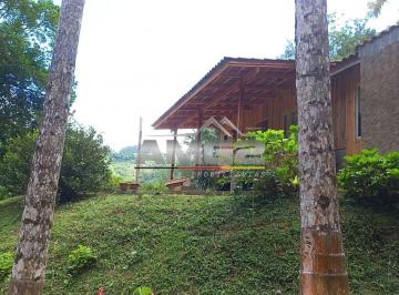 Rural · 27300m² · 2 Quartos · Sítio aconchegante no Cedro Alto em Brusque. Aceita permuta por apartamento em Brusque