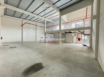 Comercial · 340m² · Galpão de 340m² com mezanino em Brusque