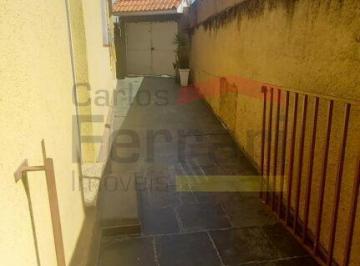 Casa · 214m² · 3 Quartos · 5 Vagas · Casa térrea no Horto Florestal