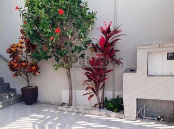 Casa · 145m² · 3 Quartos · 3 Vagas · Sobrado de 3 Suítes à Venda no Butantã - Excelente Conservação