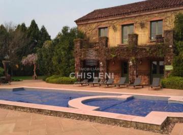 Terreno · 828m² · AMPLO TERRENO EM CANELA