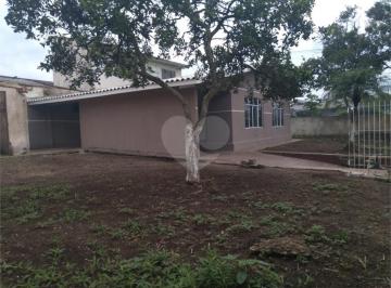 Área de Serviço · Casa com 3 quartos à venda em Capela velha - PR