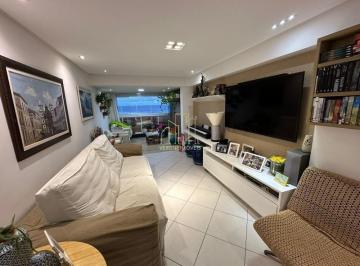 Foto 01 · Excelente apartamento reformado vista mar com duas suítes armários planejados a venda em Armação