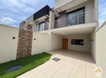 Casa · 165m² · 3 Quartos · 4 Vagas · Sobrado no Residencial Pilar dos Sonhos com 3 suítes