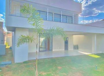 Casa · 247m² · 4 Quartos · 4 Vagas · Sobrado no Bairro Ilda com 4 suítes plenas
