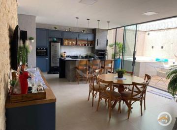 Casa · 256m² · 3 Quartos · 5 Vagas · Casa térrea no Parque Oeste Industrial, 3 quartos