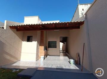 Casa · 87m² · 3 Quartos · 2 Vagas · Casa de 3 quartos com churrasqueira no Residencial Santa Fé 1