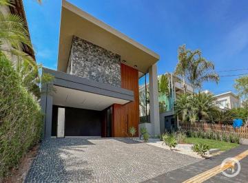 Casa · 310m² · 4 Quartos · 4 Vagas · Sobrado no Jardins Madri com 4 suítes plenas
