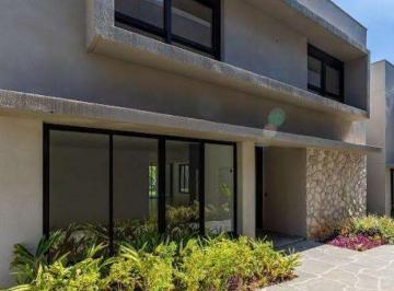Foto 1 · Venda de Casa em Condomínio na Granja Julieta com 828m, 4 suítes sendo master com banheira, 6 vagas 