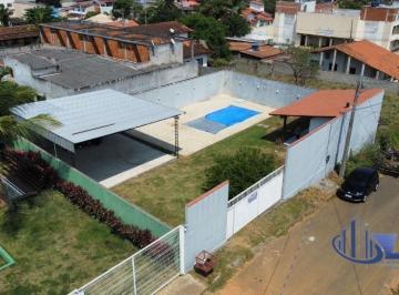 Foto 01 · OPORTUNIDADE- CASA DE FESTAS NO BAIRRO SANTA MÔNICA COM AMPLA AREA, PISCINA, CHURRASQUEIRA, BANHEIRO