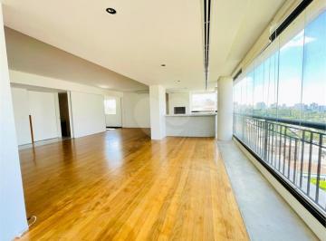 Apartamento de 3 quartos, São Paulo · Apartamento  à venda com 3 suítes 3 quartos 4 banheiros 4 vagas em Perdizes.