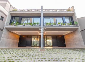 Casa · 197m² · 3 Quartos · 2 Vagas · Moderno Sobrado no Mossunguê com 3 Suítes e Estrut