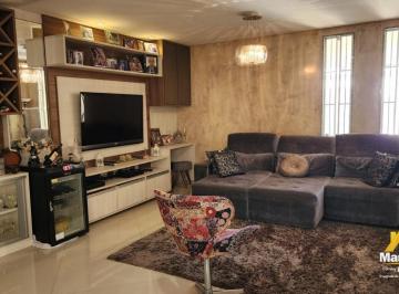 Casa · 220m² · 3 Quartos · 2 Vagas · Casa com 3 quartos, 220m², à venda em Guarapari, Praia do Morro