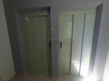 Hall Elevador · apartamento de dois dormitórios sendo um suíte.