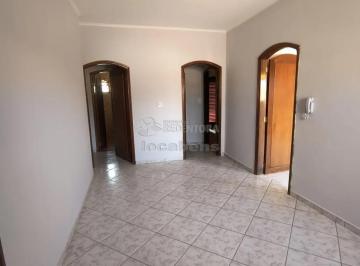 Casa · 350m² · 4 Quartos · 2 Vagas · Casa de 03 dormitórios com armários no bairro Parque Industrial