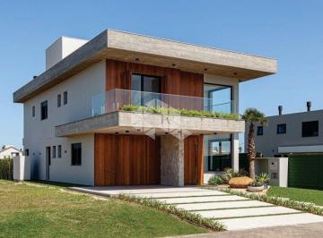 641699_il6P5j45H127AYrpbm7f_64169968d6ed474fd24.jpg · Casa ÁUREA com 359m² e 4 Suítes, Mobiliada!