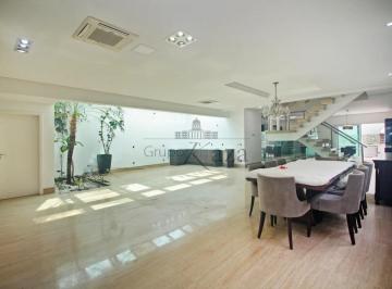 Casa · 315m² · 5 Quartos · 8 Vagas · Casa Sobrado - Jardim Luzitania - 5 Suítes - 600m².