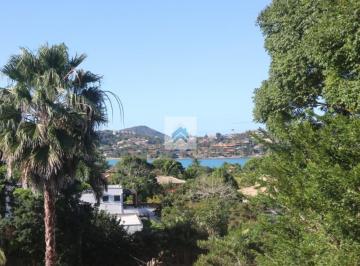 Casa · 540m² · 6 Quartos · 8 Vagas · Casa à venda em Armação dos Búzios, Ferradura, com 6 suítes, com 540 m²