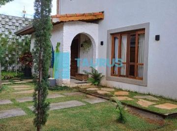 Foto 02 · Casa à venda, 3 suítes, 4 vagas, 210m², Indianópolis.