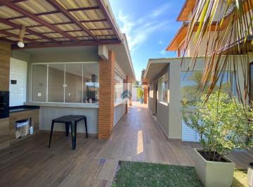 Casa · 210m² · 4 Quartos · 2 Vagas · Casa à venda em Armação dos Búzios, Rasa, com 4 suítes, com 210 m²