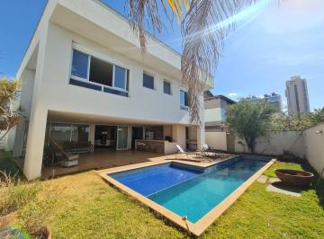 Piscina · Alphaville Araguaia sobrado cond. fechado Casa em Condomínio com 5 Quarto(s) por R$ 4.200.000 no set