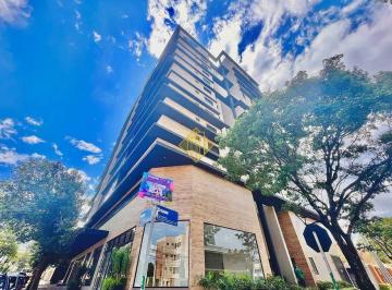 Apartamento · 175m² · 3 Quartos · 2 Vagas · APARTAMENTO EM BAIRRO NOBRE DE TOLEDO.