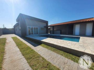 Casa · 145m² · 3 Quartos · 5 Vagas · Casa alto padrão com Piscina.