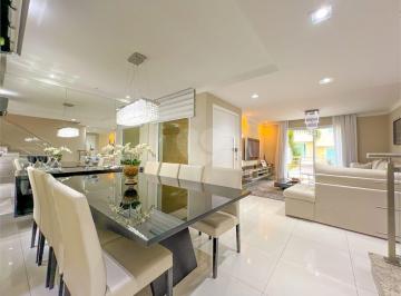 Casa de 4 quartos, São Paulo · Sobrado em condomínio 335 m² com 4 quartos e 3 vagas em Tremembé - São Paulo