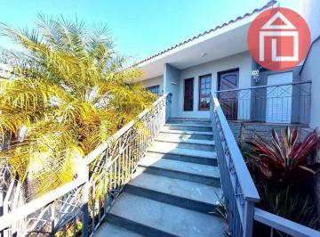 e0ea4befc300374ad09ca5e546e6bd4cf3948c98 · Casa com 3 dormitórios à venda, 190 m² por R$ 900.000,00 - Jardim Europa - Bragança Paulista/SP